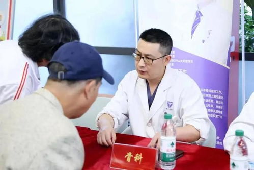 專家咨詢 現(xiàn)場(chǎng)體驗(yàn),健康服務(wù)送到居民家門(mén)口